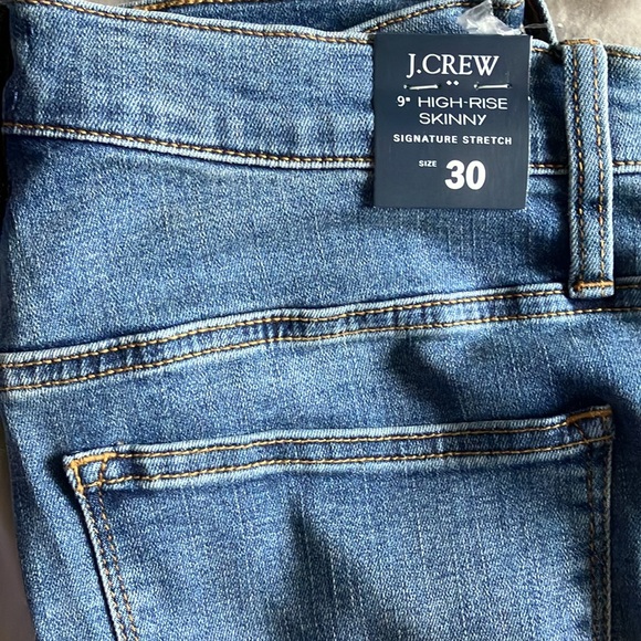 4/$20 ✨ NWT J. Crew 9" High-rise Skinny Jean - Picture 3 of 3